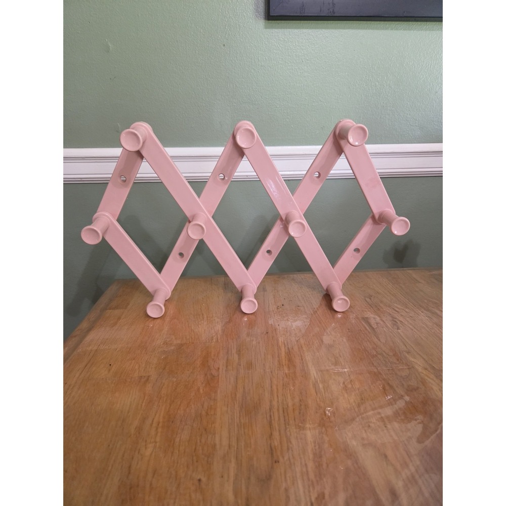 Vintage Accordion Wall Rack 10 Peg Expandable Plastic Hat Mug Holder USA Pink